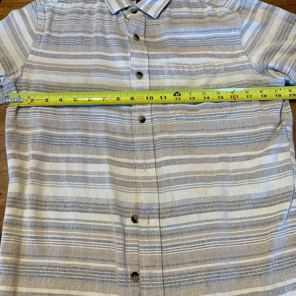 Pendleton Short Sleeve Button up M - Picture 5 of 5